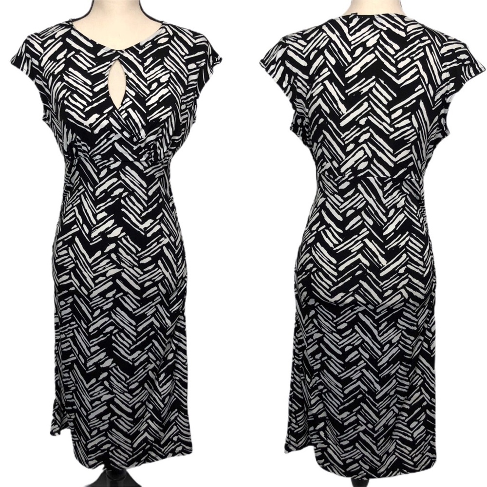 CLOSET CLOSING Apt. 9 Black Stretch Maxi Dress